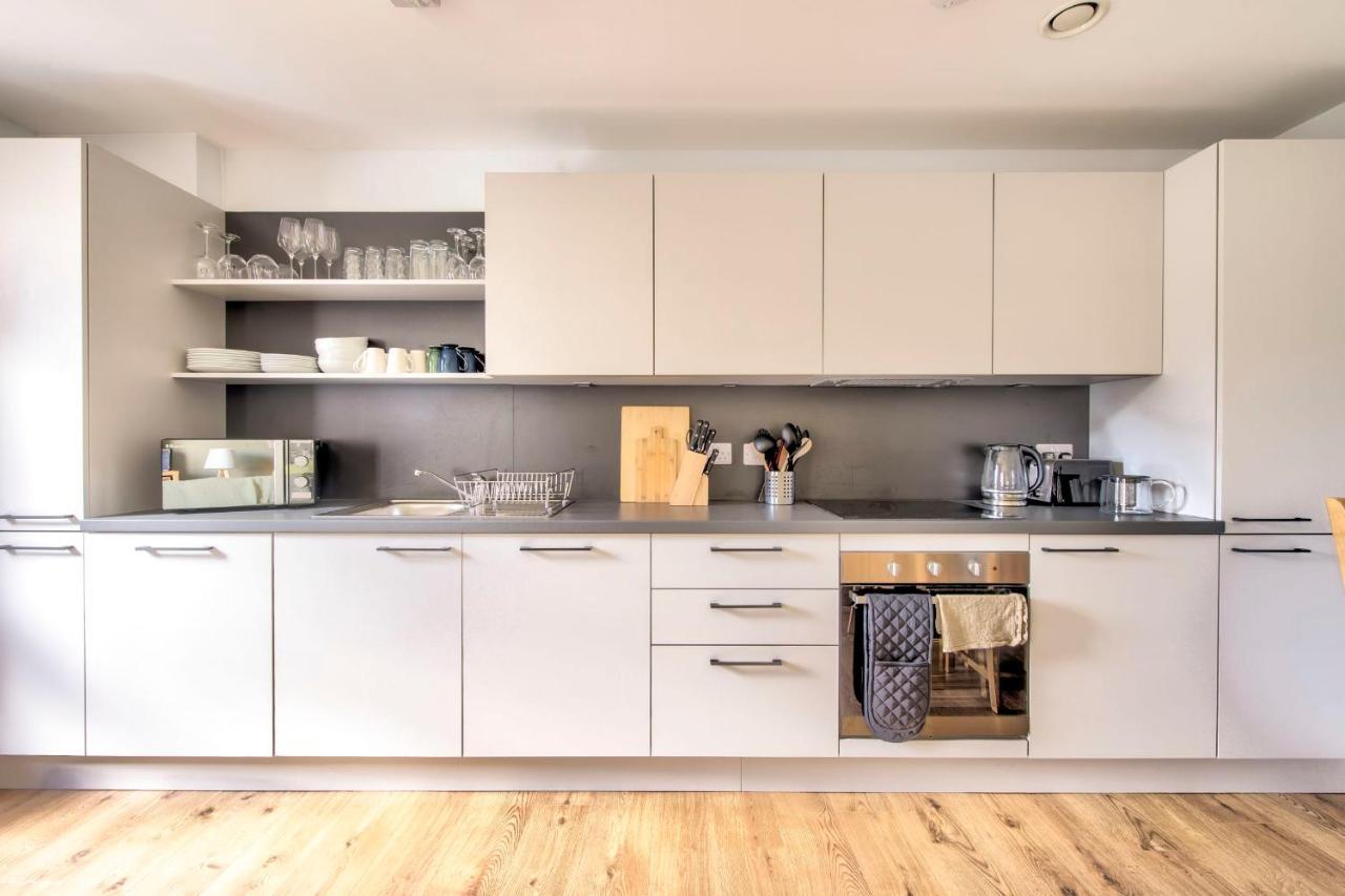 エディンバラGuestready - Charming Flat Near Vibrant Leithアパートメント エクステリア 写真